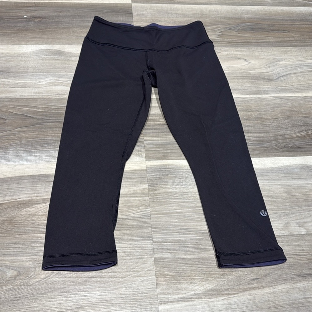 lululemon athletica Black Cropped Leggings